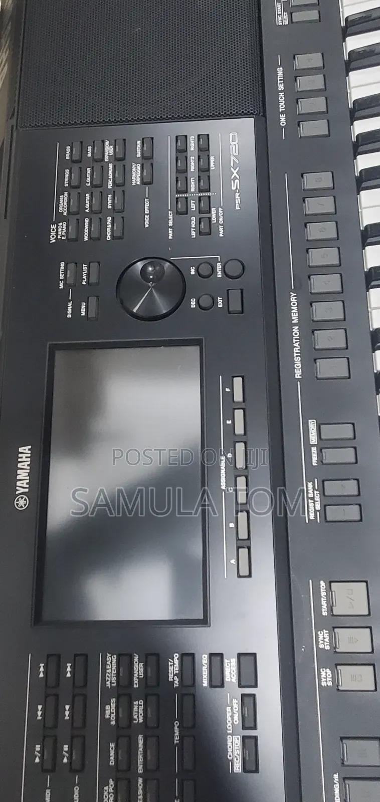 Yamaha PSR Sx720