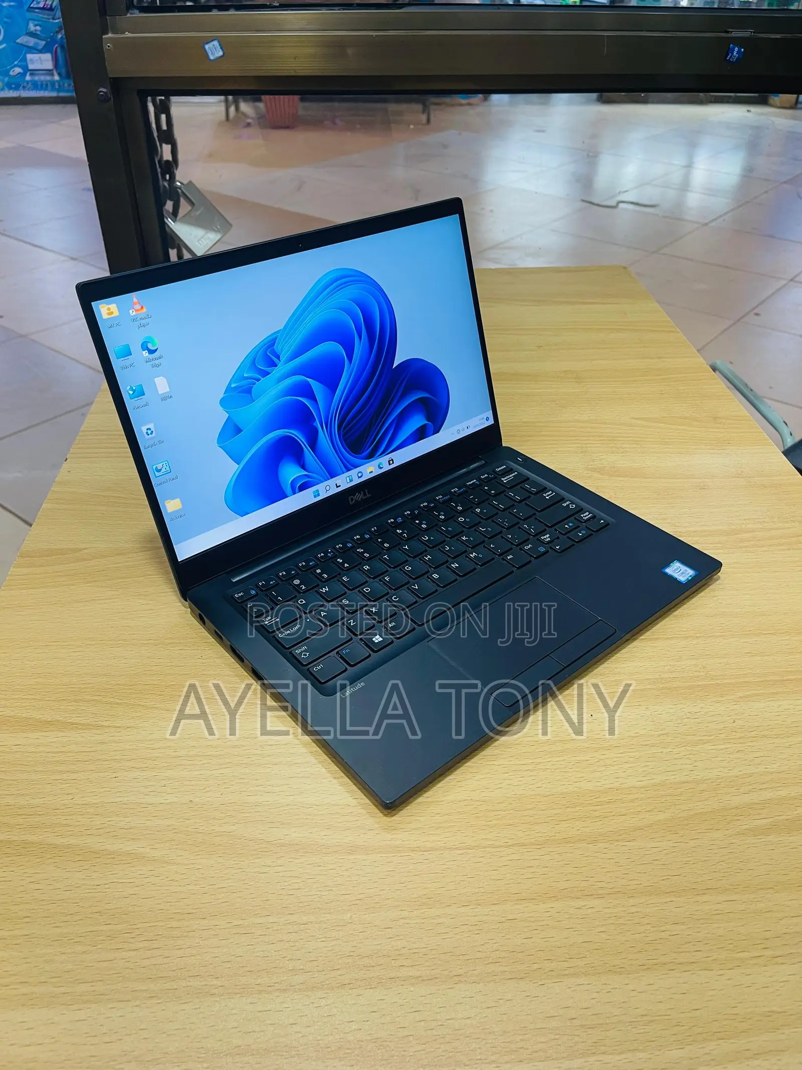 New Laptop Dell Latitude 7380 8GB Intel Core i7 SSD 256GB