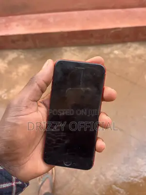 Apple iPhone 8 64 GB Red