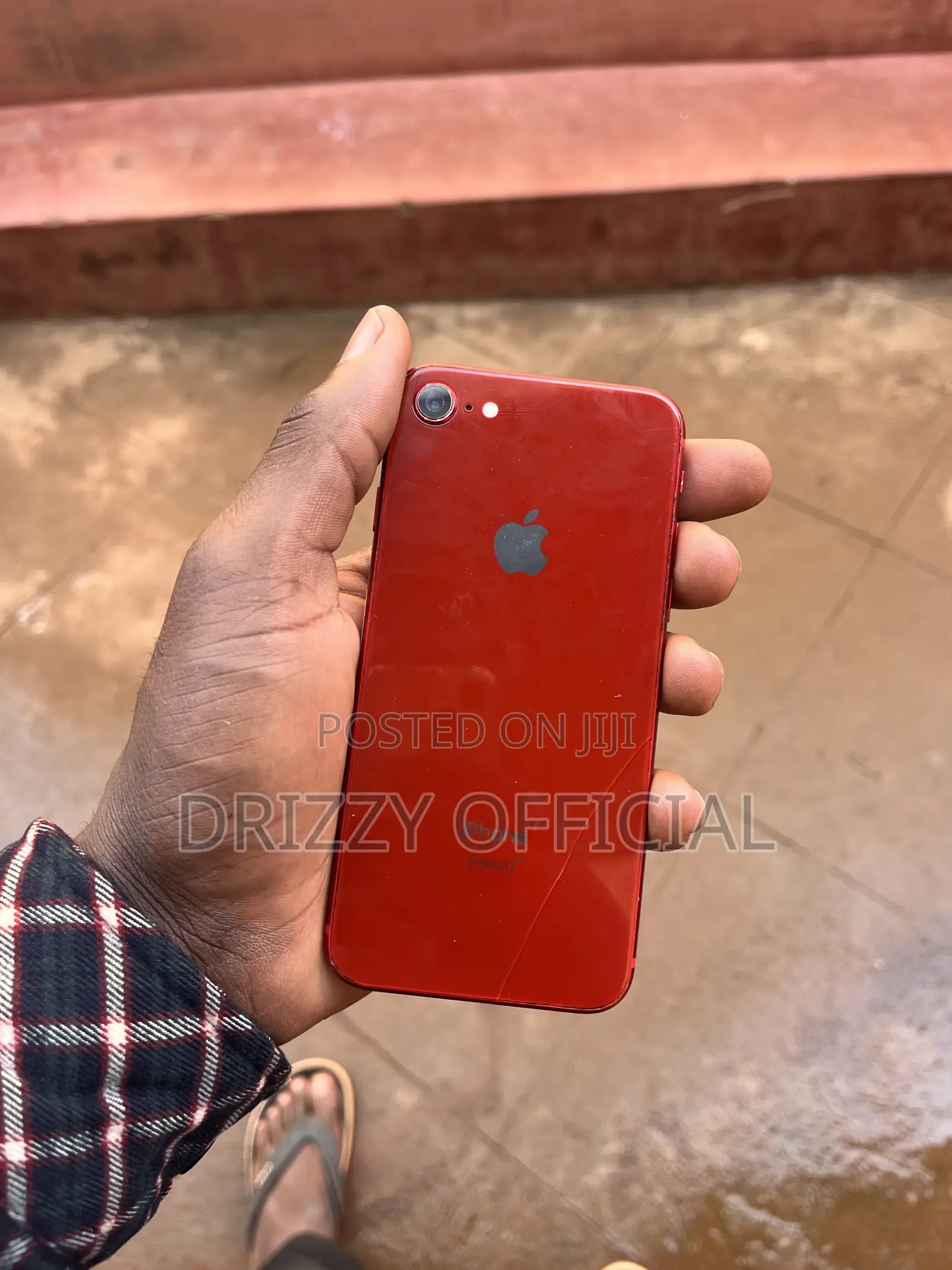 Apple iPhone 8 64 GB Red