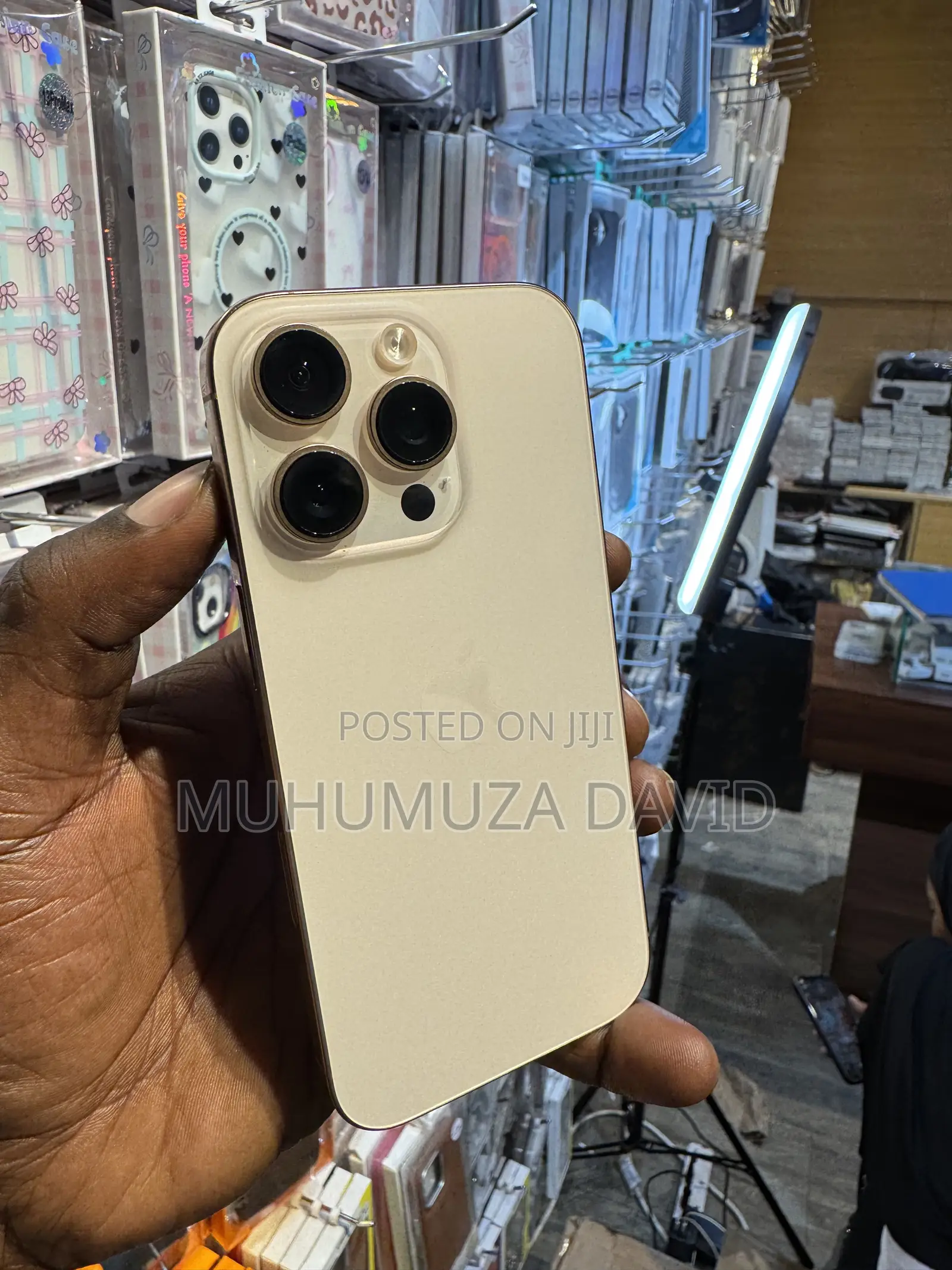 Apple iPhone 16 Pro 256 GB Gold