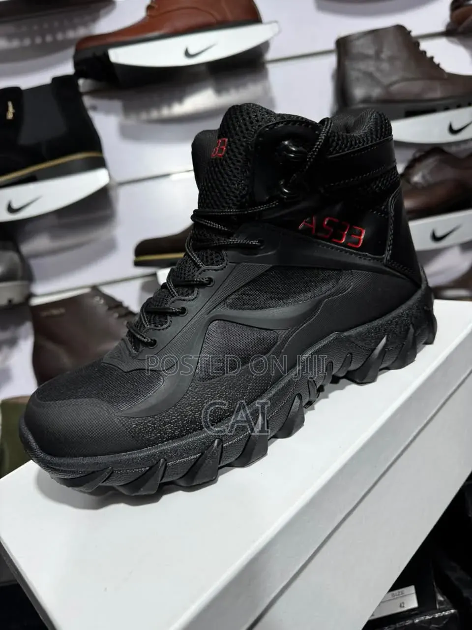 A533 Tactical Military Boots Available in Black and Desert Tan Color