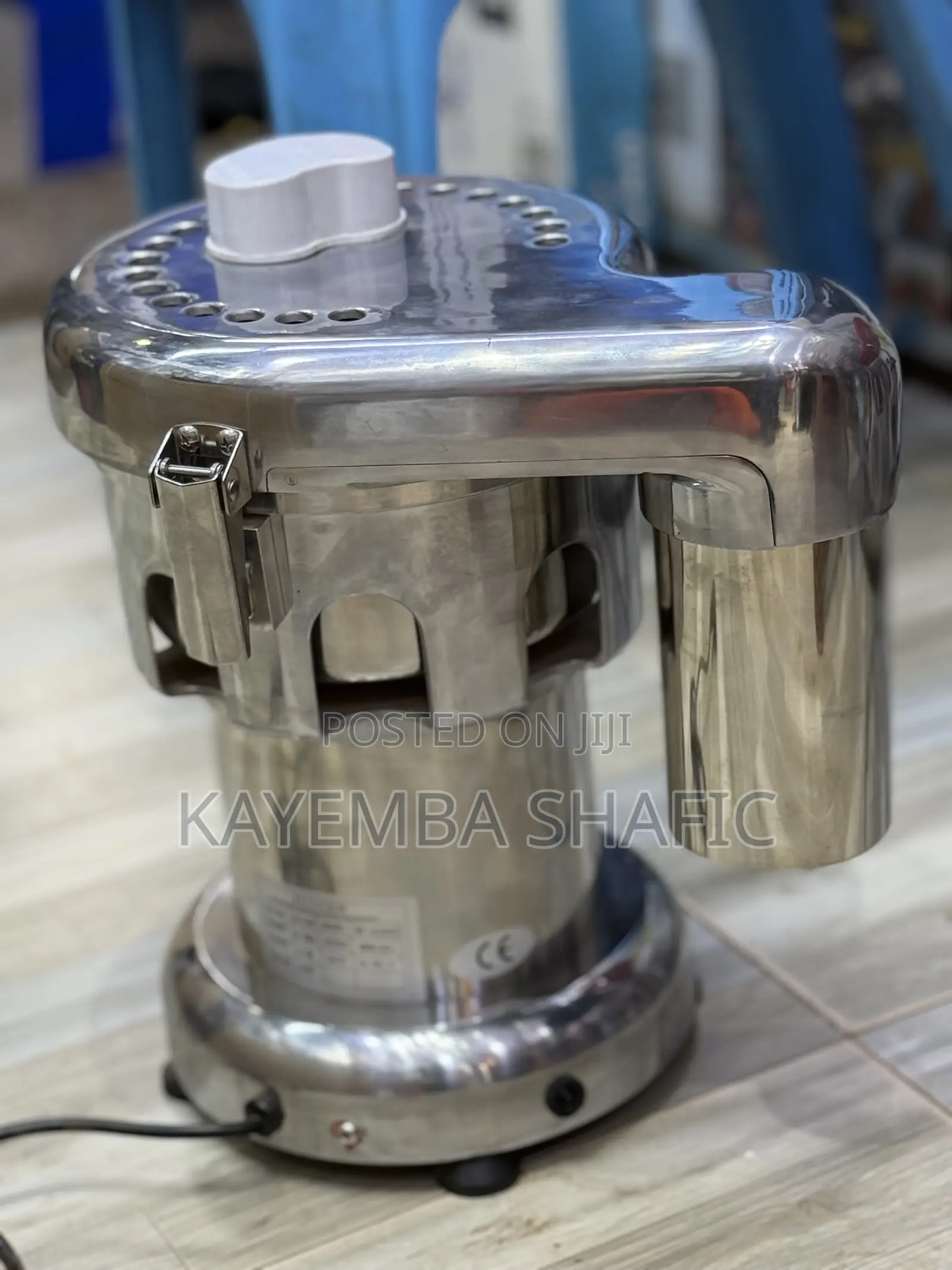 Commercial Centrifugal Juicer Machine - Heavy Duty 370w