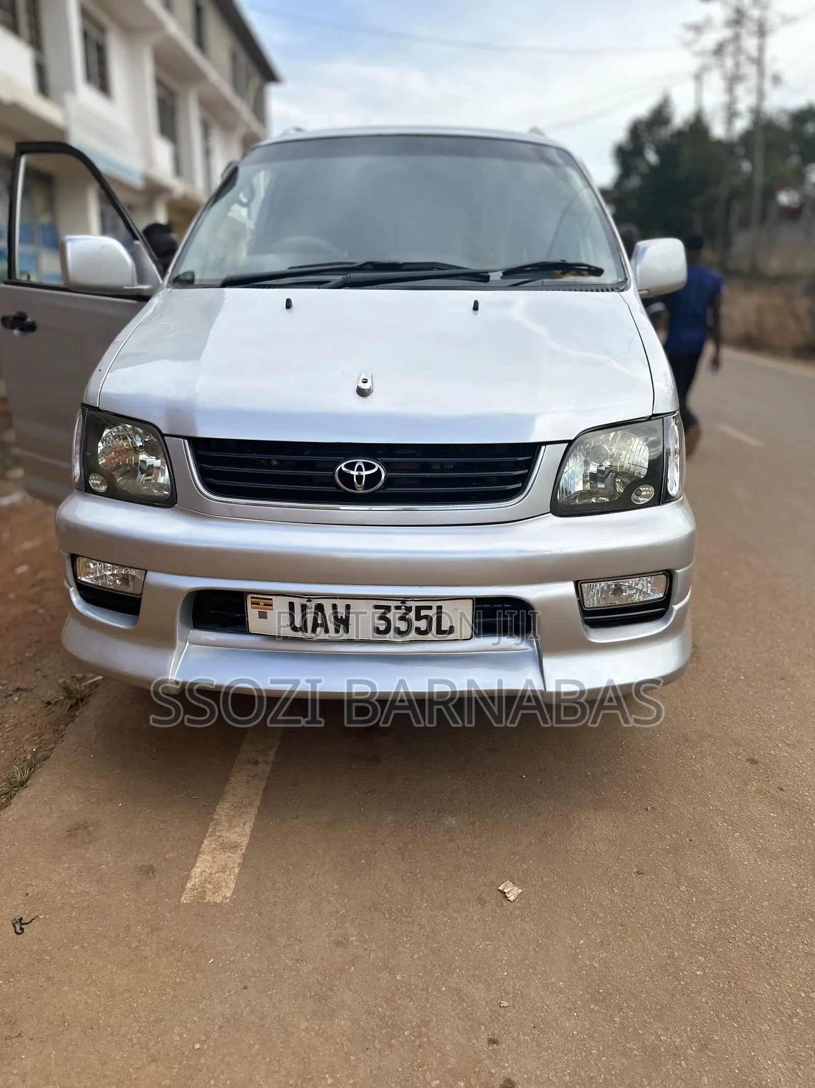 Toyota LiteAce Noah 1998