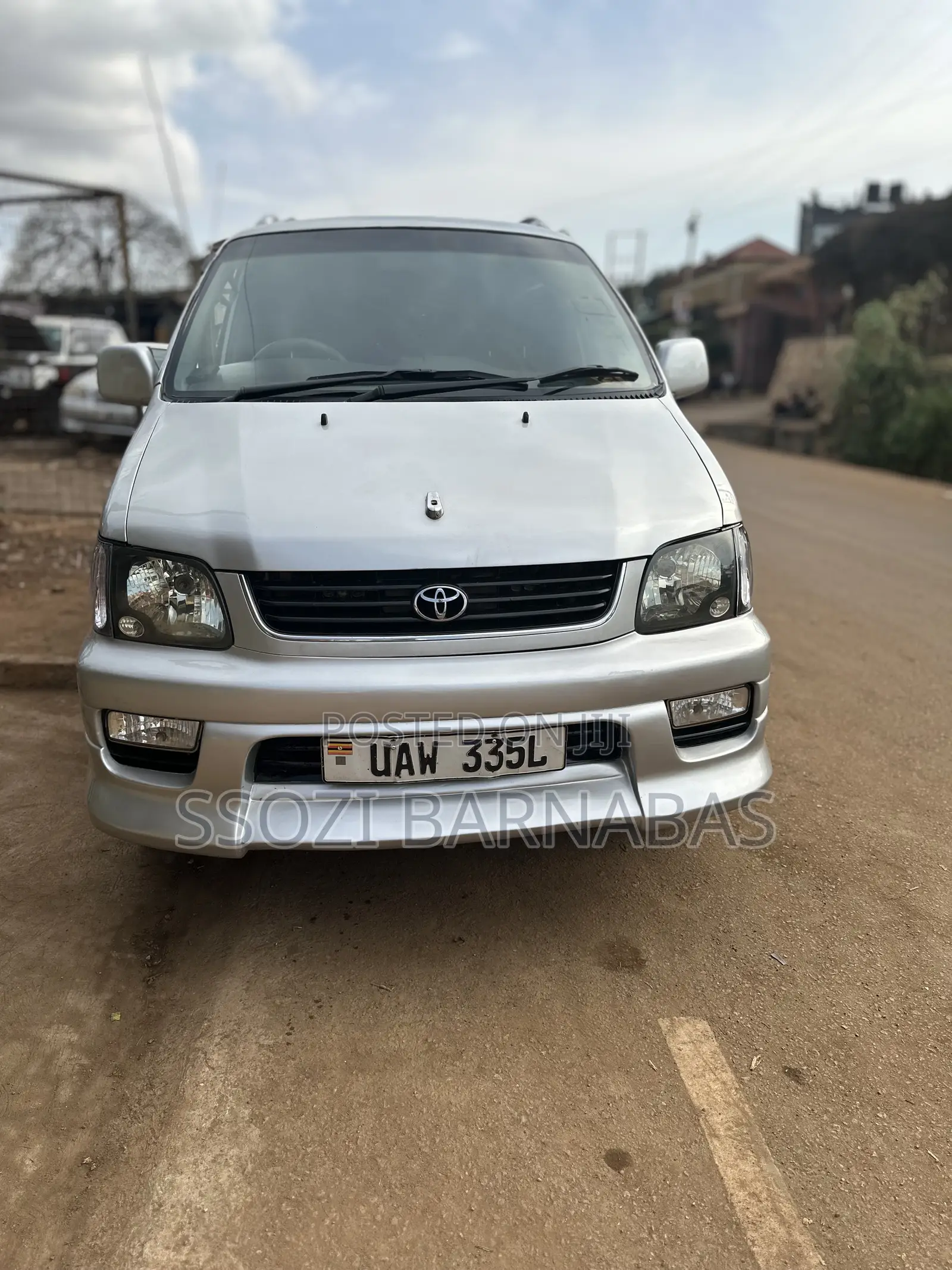 Toyota LiteAce Noah 1998
