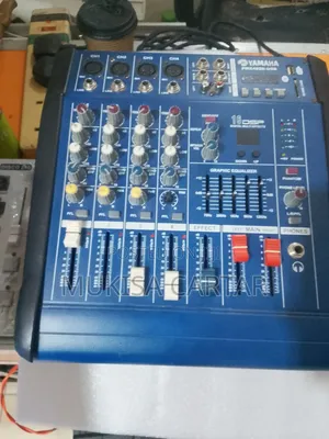 Amplified Mixer Yamaha