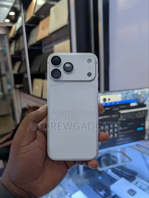 Apple iPhone 17 Pro Max 256 GB Silver