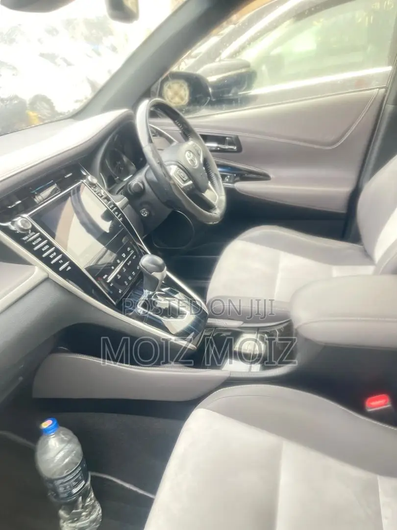 Toyota Harrier 2017 Black