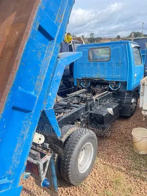 Isuzu Elfe