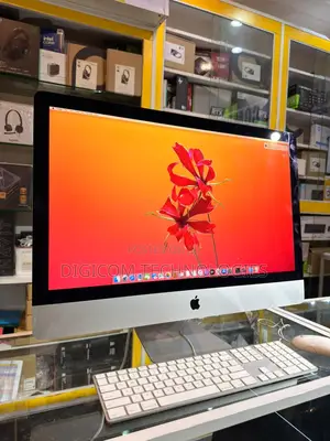 Desktop Computer Apple iMac 16GB Intel Core i7 SSD 256GB