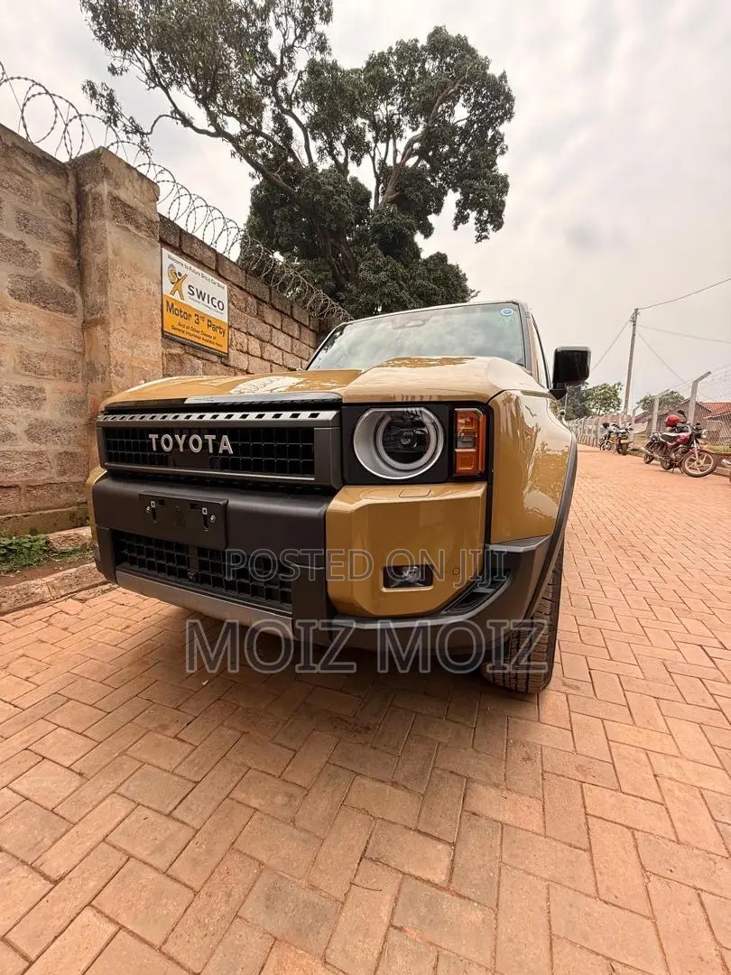 Toyota Land Cruiser Prado 2025 Gold