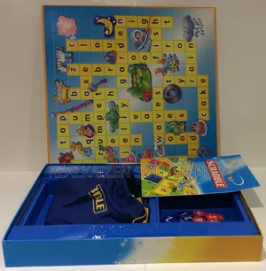 Scrabble Junior | Two Fun Word Games in One Colourful Game Bboard