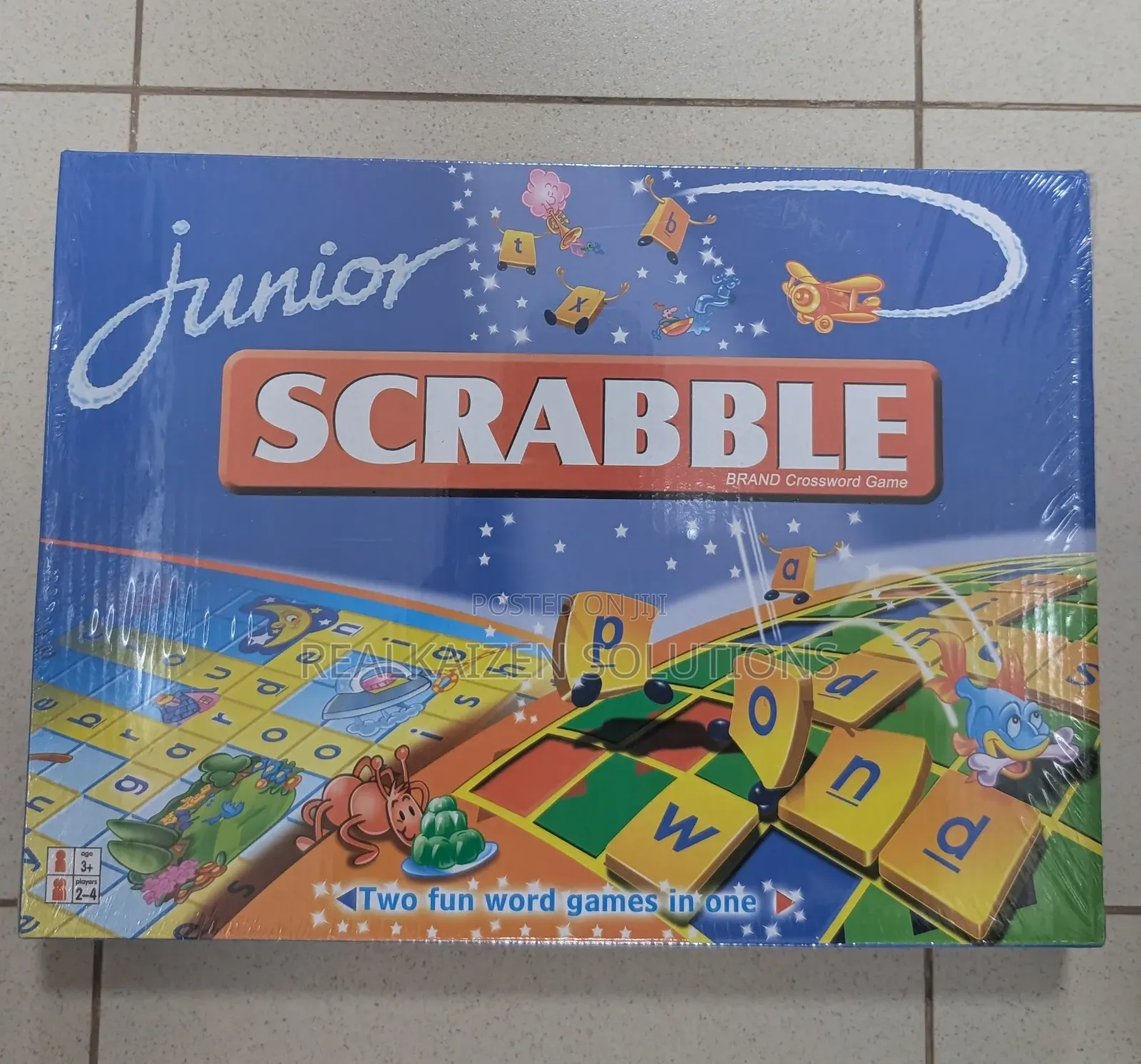 Scrabble Junior | Two Fun Word Games in One Colourful Game Bboard