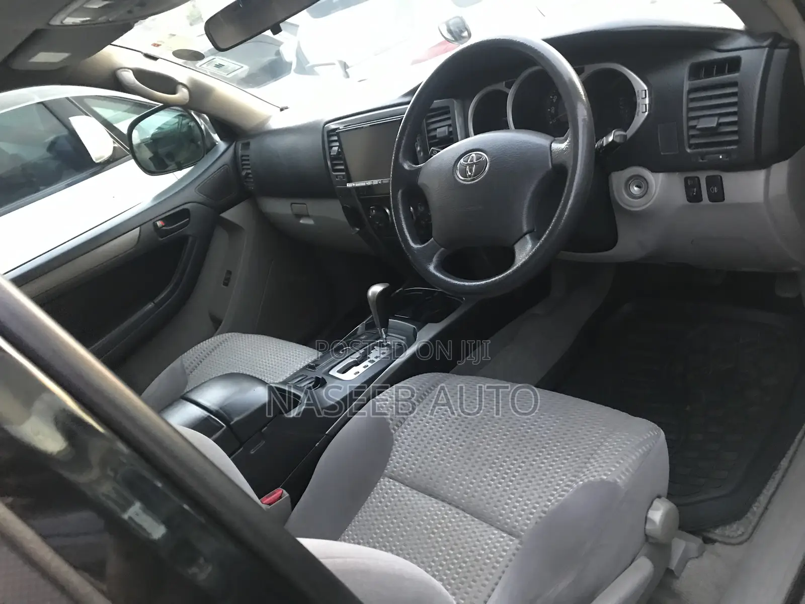 Toyota Hilux Surf 2009 Black