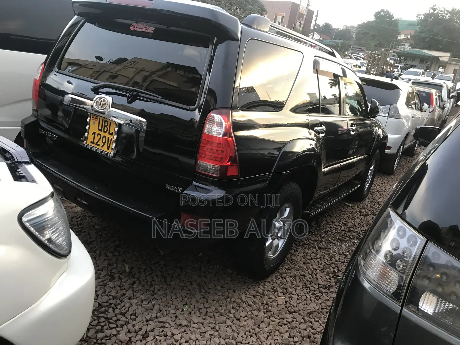 Toyota Hilux Surf 2009 Black