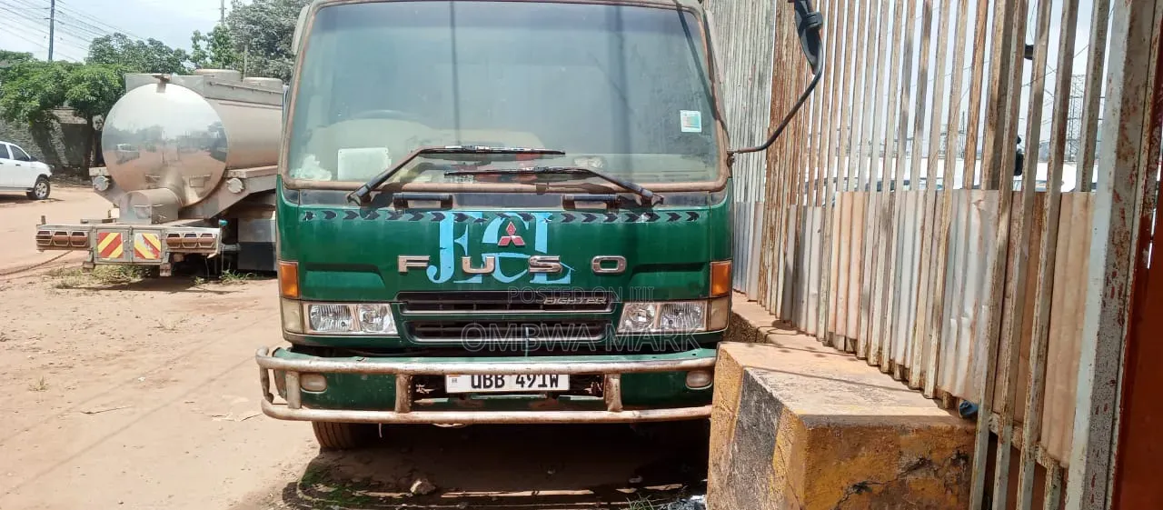 Fuso Fighter 2000