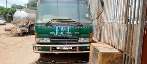 Fuso Fighter 2000