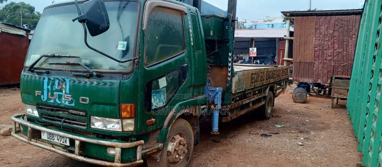 Fuso Fighter 2000