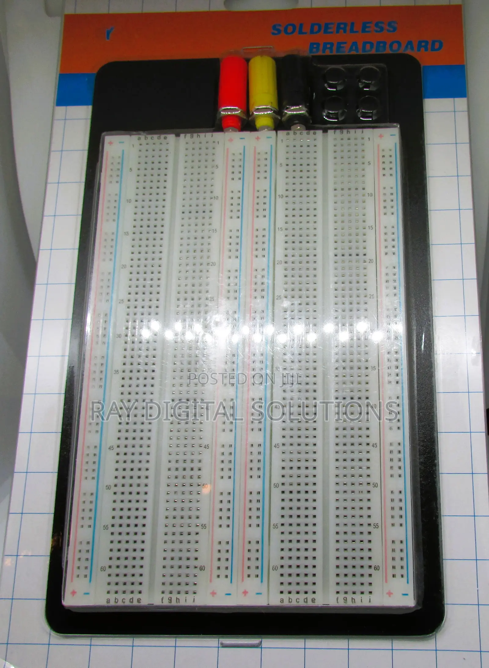 1660 Tie Point Solderless Electronic Breadboard