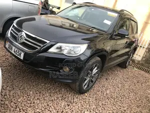 Volkswagen Tiguan 2009 Black