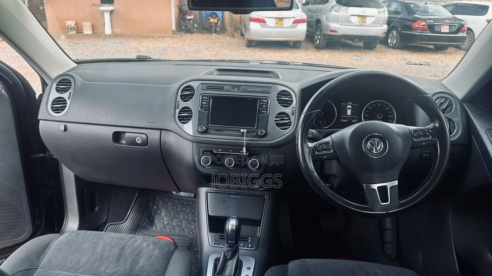 Volkswagen Tiguan S 4dr SUV (2.0L 4cyl Turbo 6A) 2014 Black