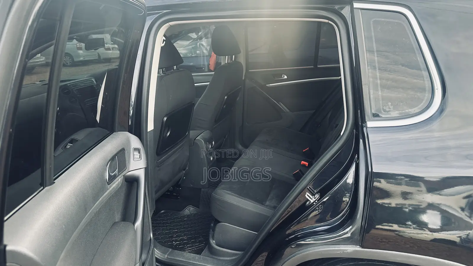 Volkswagen Tiguan S 4dr SUV (2.0L 4cyl Turbo 6A) 2014 Black