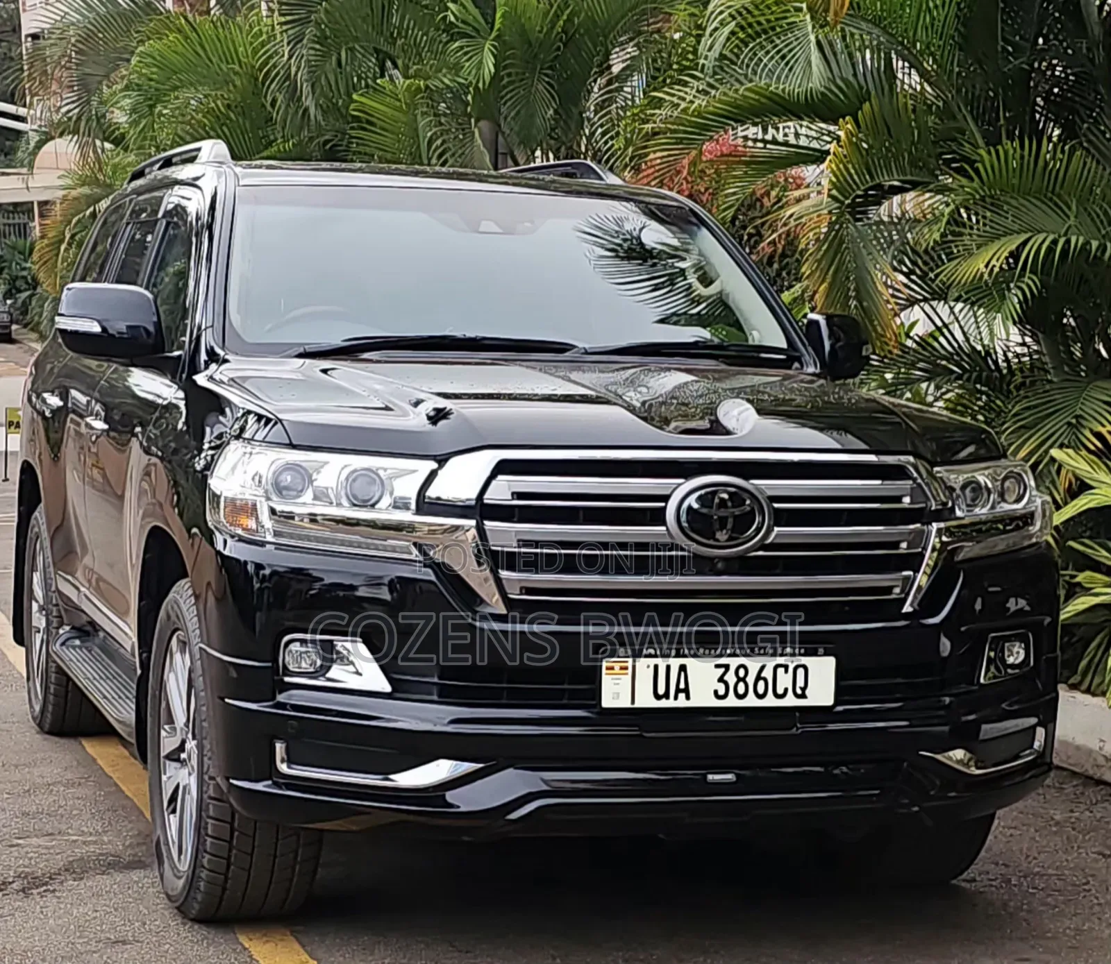 Toyota Land Cruiser 4.6 V8 ZX 2016 Black