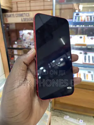 Apple iPhone 13 128 GB Red