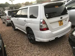 Subaru Forester 2005 White