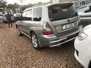 Subaru Forester 2005 Gray