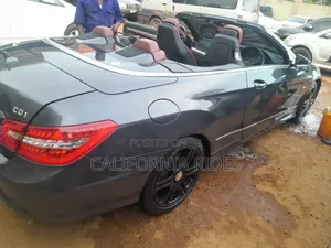 Mercedes-Benz C250 2012 Gray