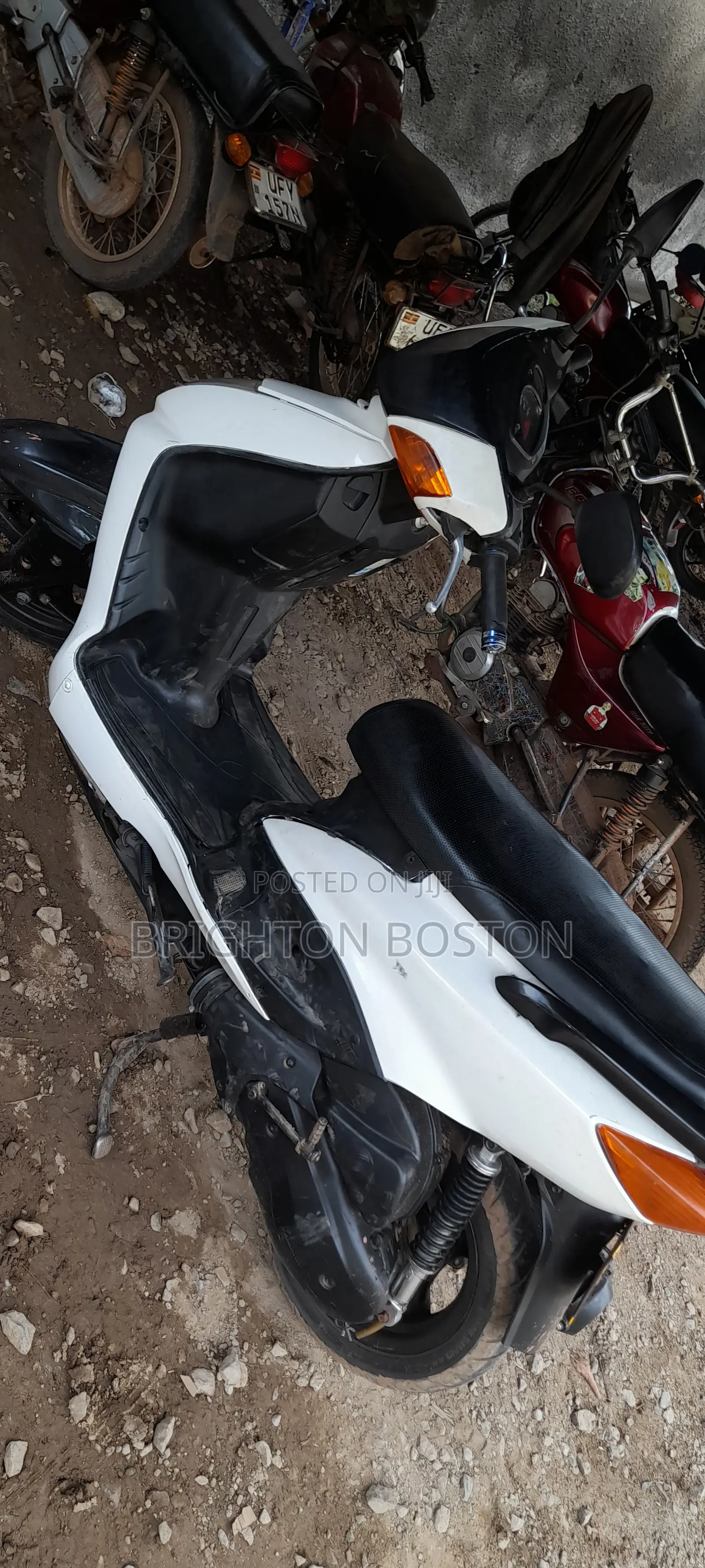 Yamaha 2007 White