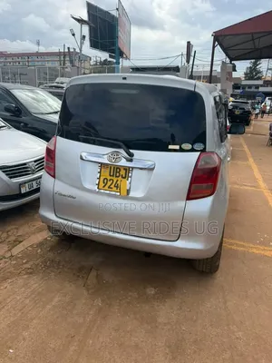 Toyota Ractis 1.5 AWD 2007 Silver