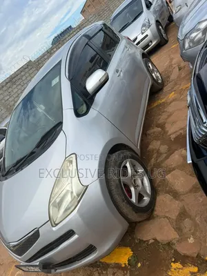 Toyota Ractis 1.5 AWD 2007 Silver