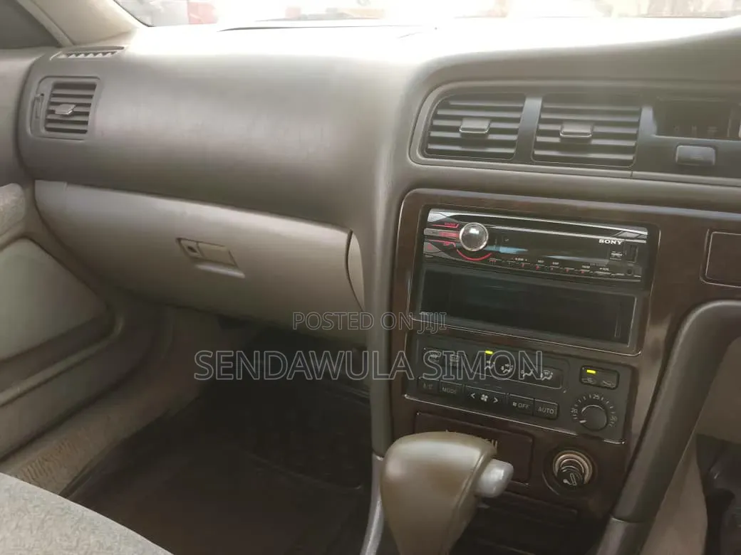 Toyota Mark X 2004 Silver