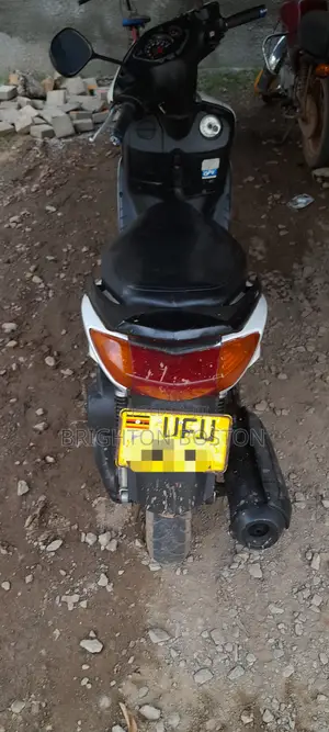 Yamaha 2007 White