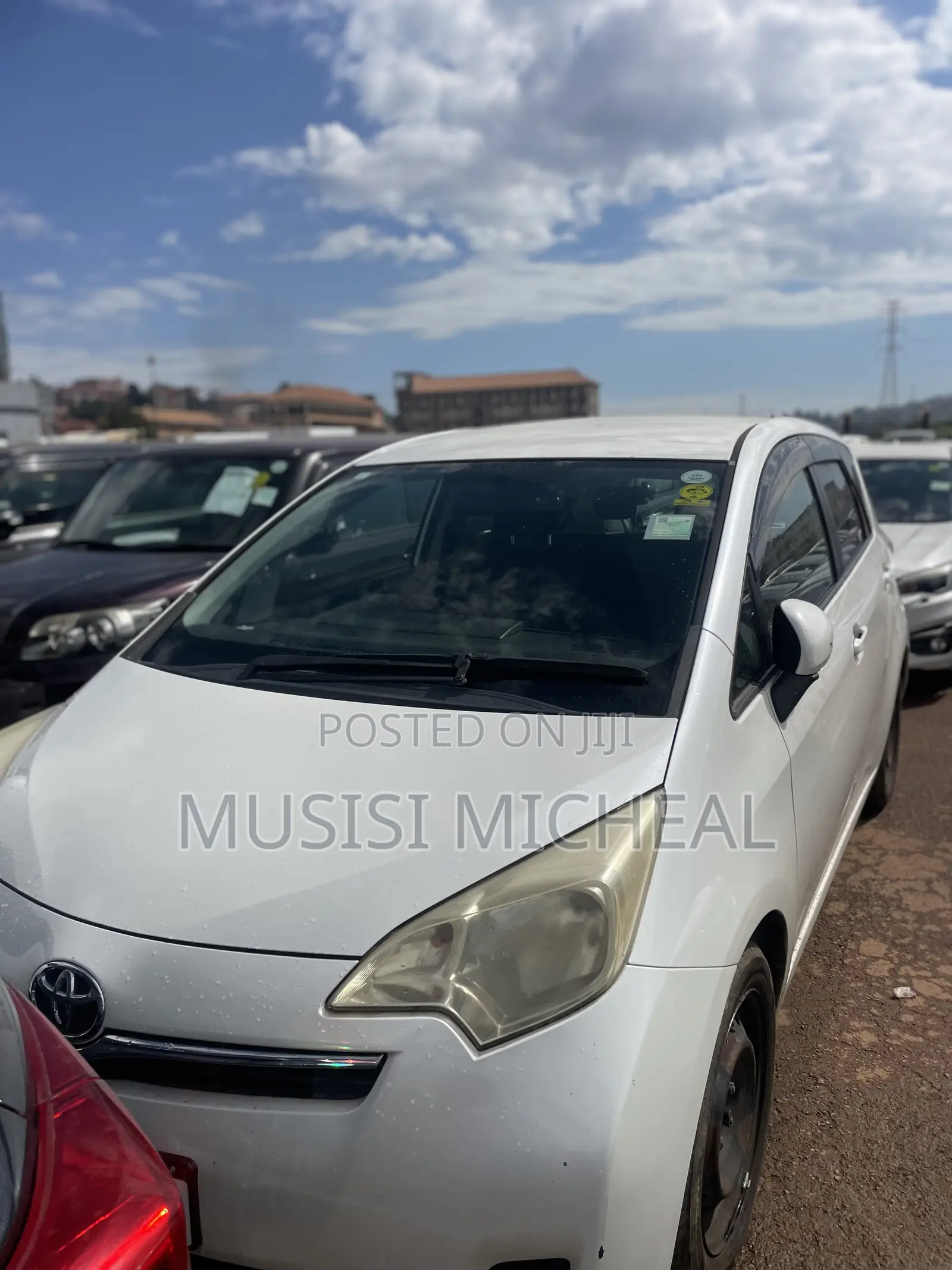 Toyota Ractis 1.5 FWD 2012 White
