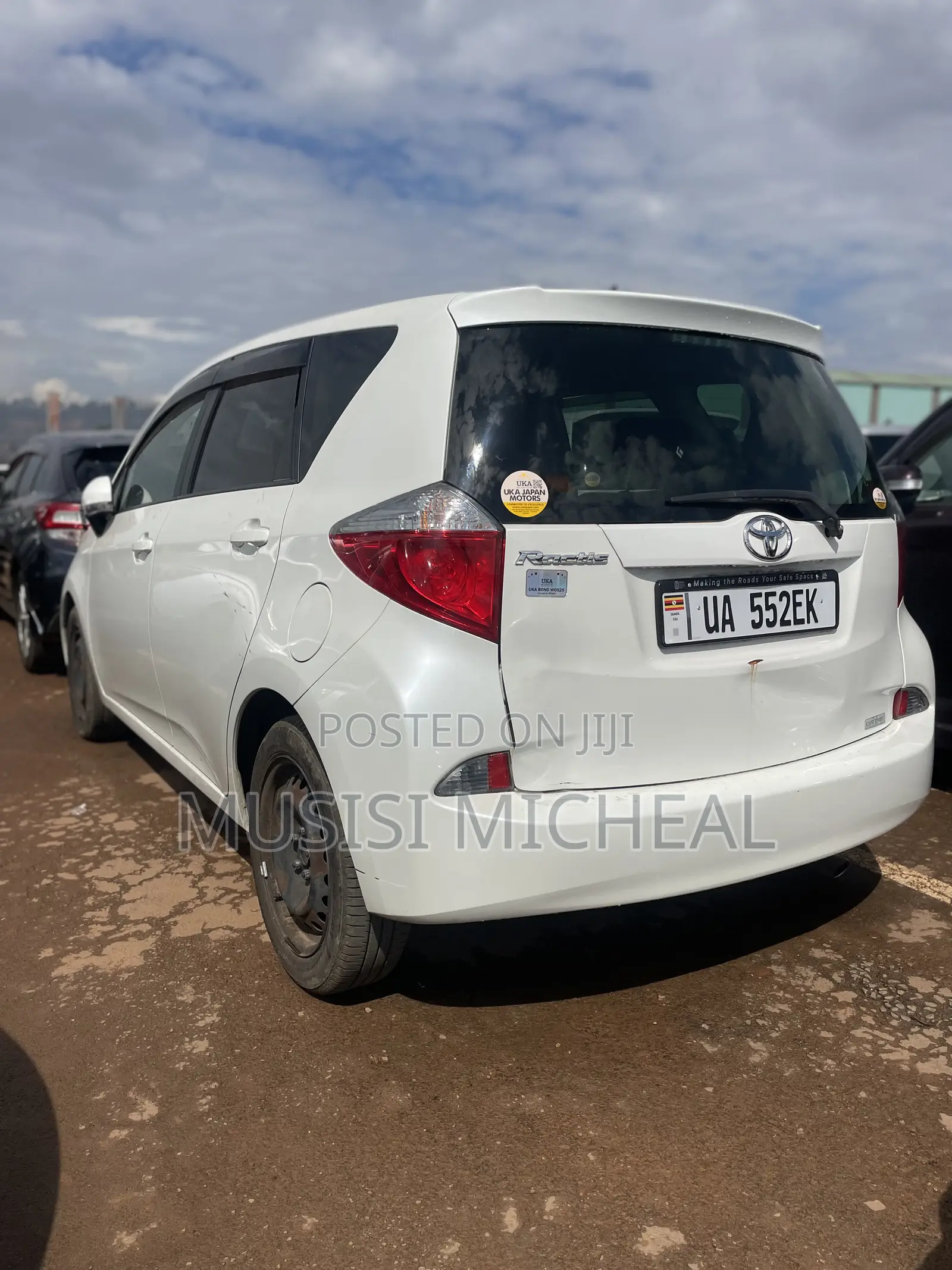 Toyota Ractis 1.5 FWD 2012 White