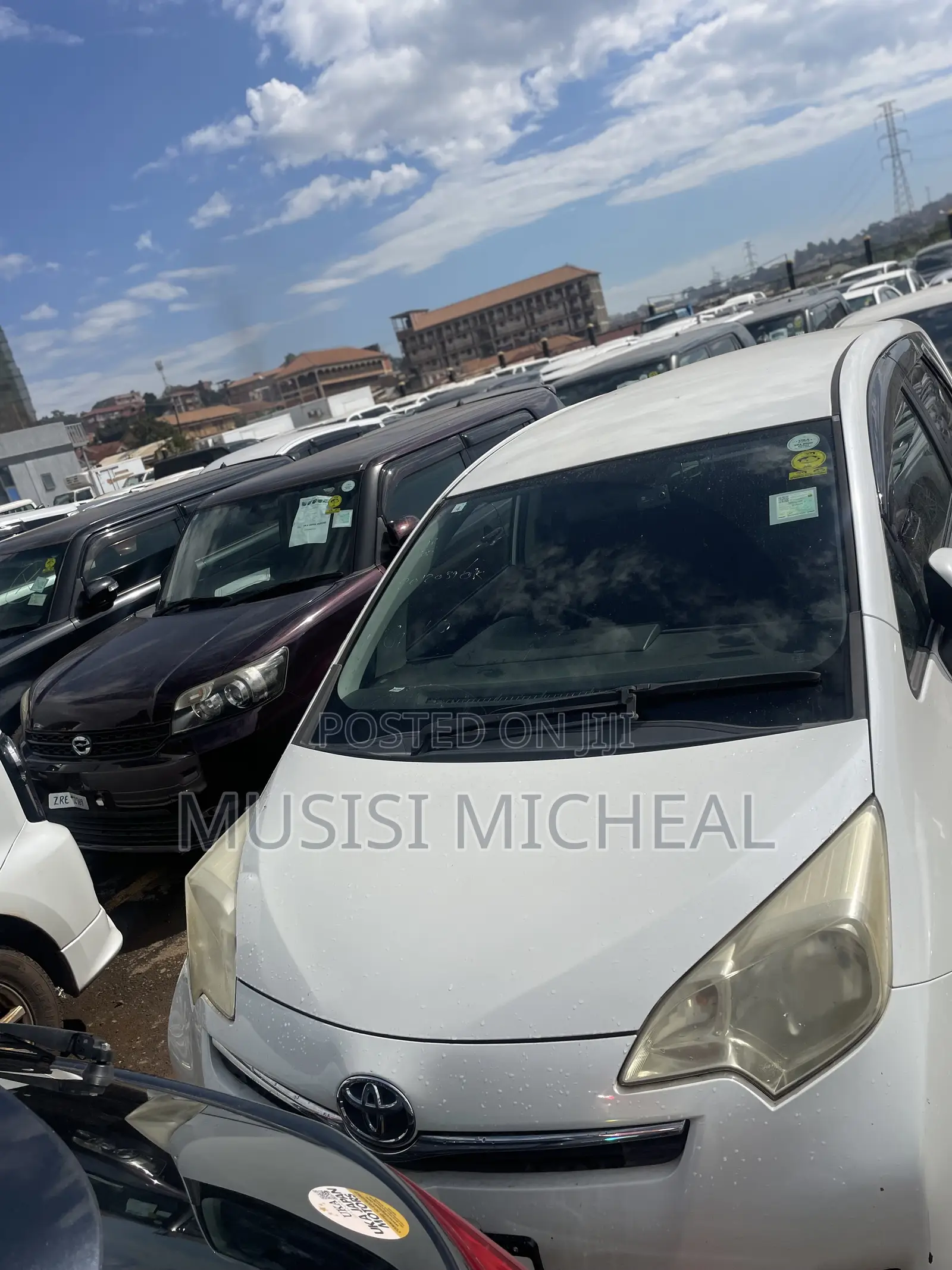 Toyota Ractis 1.5 FWD 2012 White