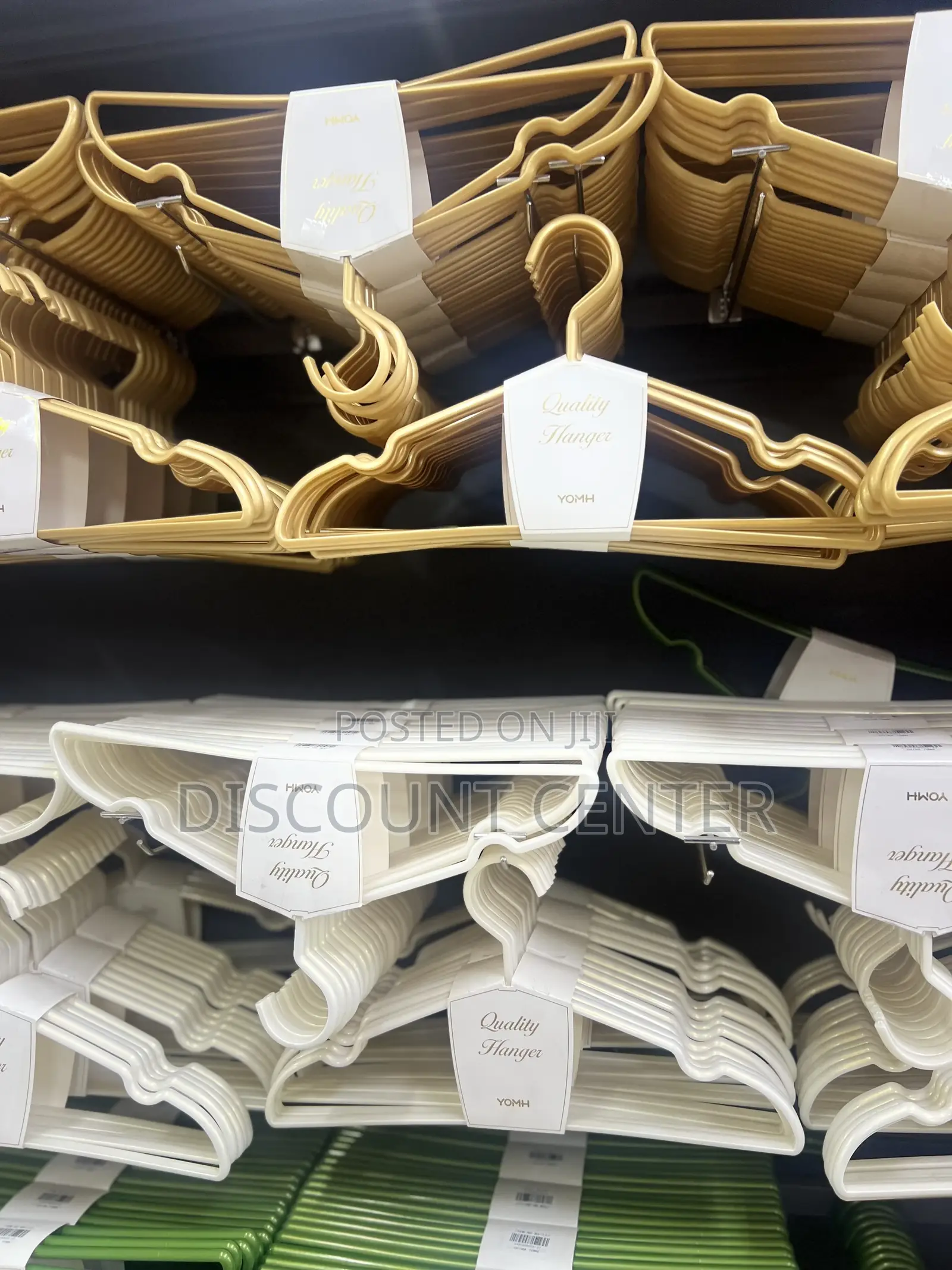 Plastic Classic Hangers Dozen
