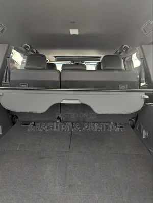 Toyota Land Cruiser Prado 2.7 2024 White