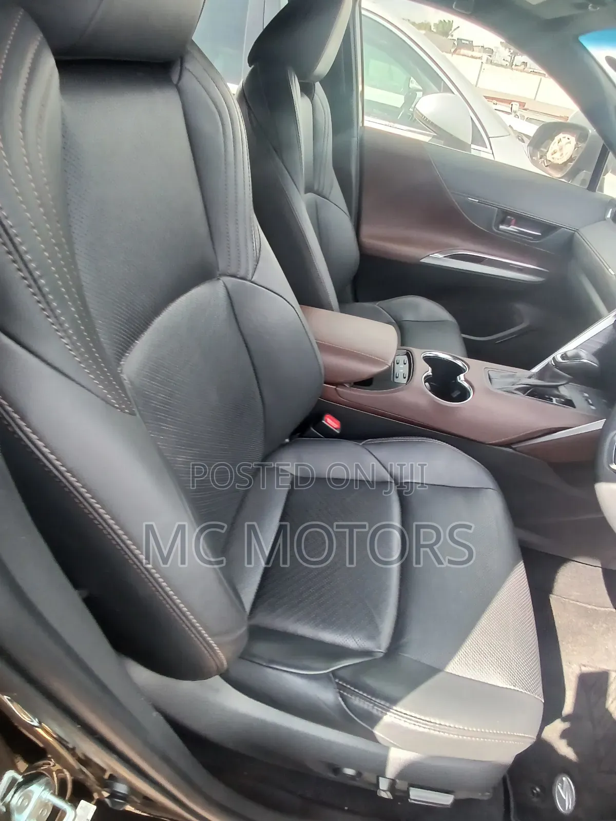 Toyota Harrier Hybrid G 2020 Black