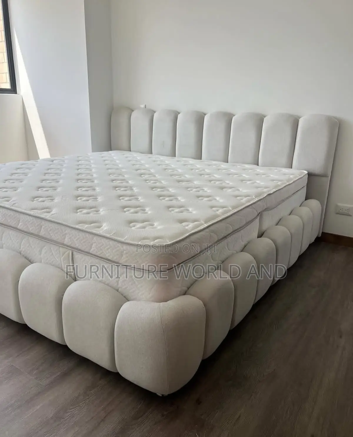 A Fabric Line Bed