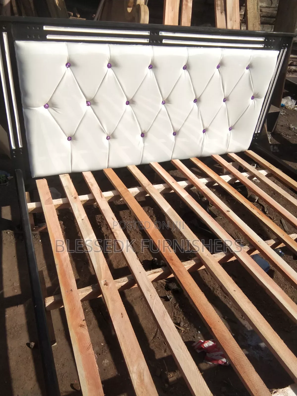 Leather Beds on Sale at Factory Price