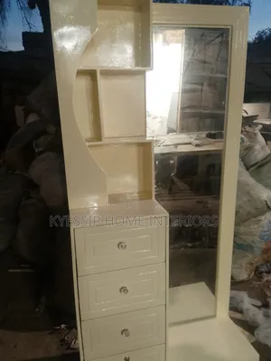 Dresing Mirror
