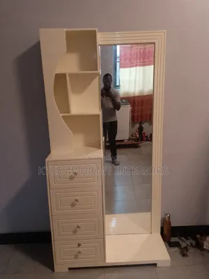 Dresing Mirror