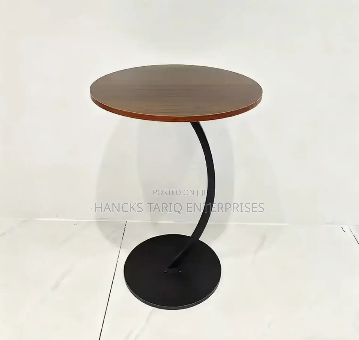 Modern Minimalist C-Shaped Side Table