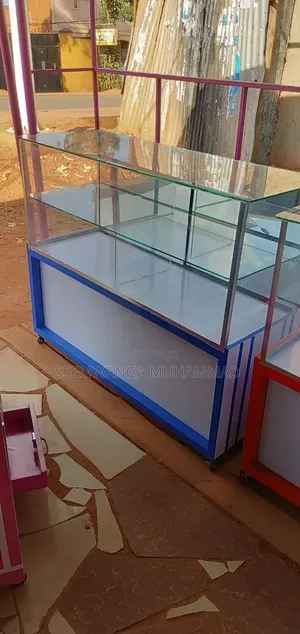 Show Cases