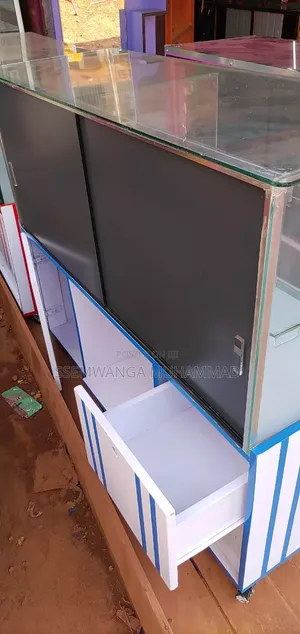 Show Cases