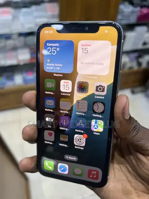 Apple iPhone XR 64 GB White